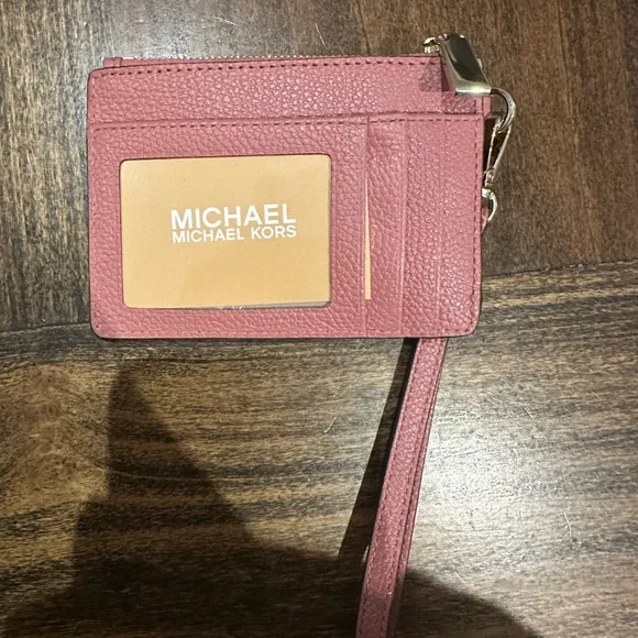 Micheal Kors Wristlet - Picture 2 of 4
